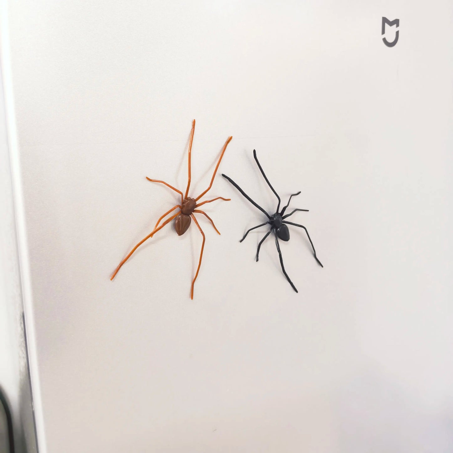Spider Fridge Magnet🎁Realistic Spider Magnets, for Refrigerator, Garage Door, or Car