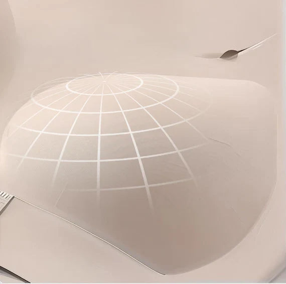 Smooth molded cup detail