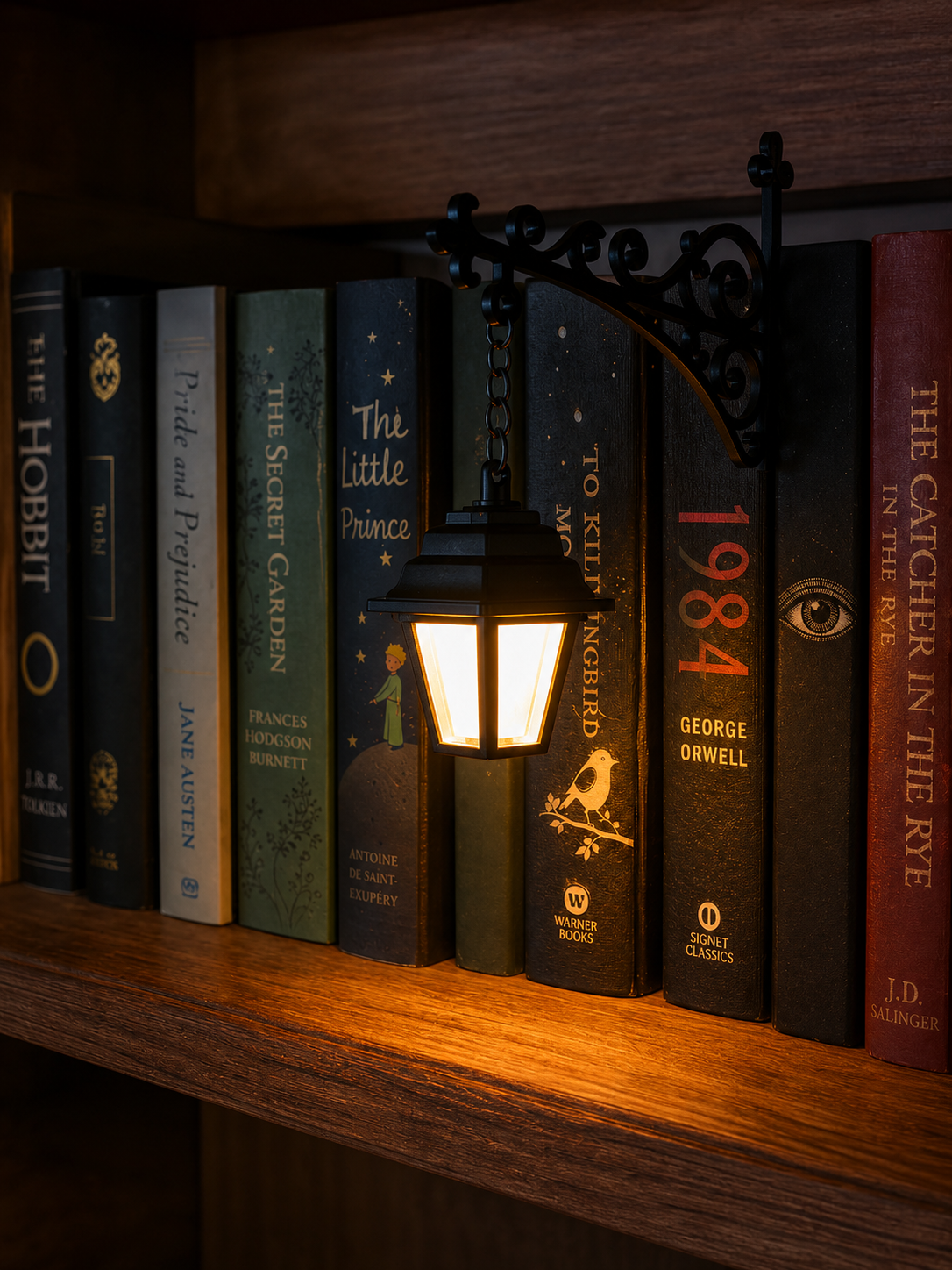 Library Lantern-Decorative Bookshelf Lighting