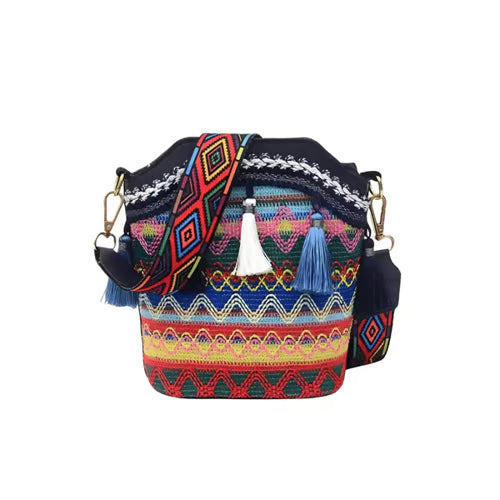 🧵Artisanal Native American Inspired Handbags