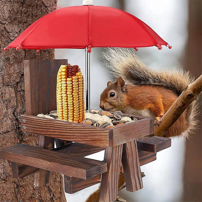 🐿️Cute Carbonized Wood Squirrel Feeder with Umbrella – Fun Picnic Table Design☂️