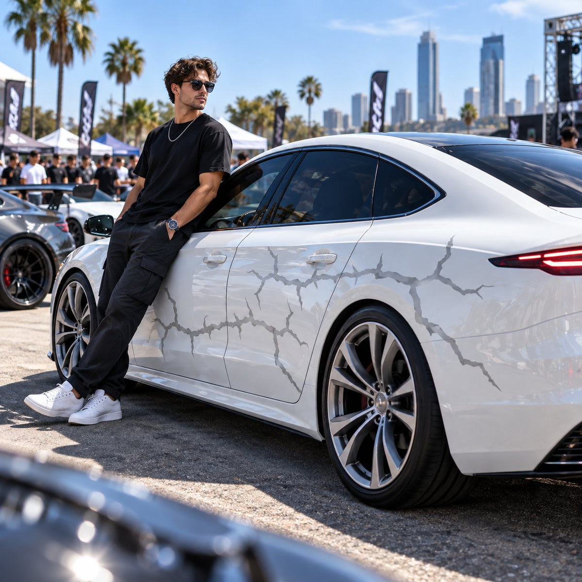 Liquid Laser Glow Car Wrap, Streaming Thunder Light Luminous Vinyl Film for Custom Car Styling & Night Car Show