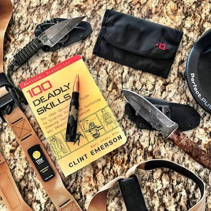 100 Deadly Skills: The SEAL Operative's Guide to Eluding Pursuers, Evading Capture, and Surviving Any Dangerous Situation