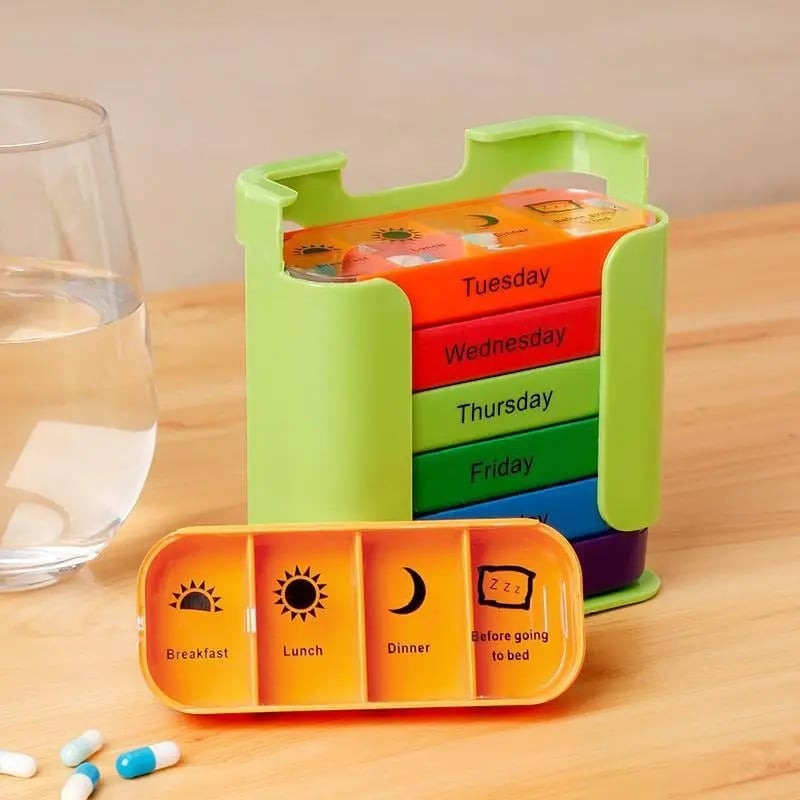 7-day Pill Storage Box, 1 Count Portable Large Capacity Pill Organizer, Daily Pill Storage Box