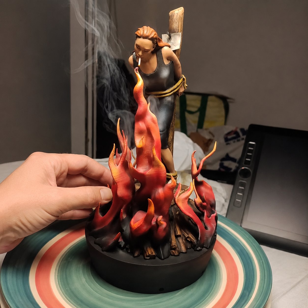 🔥LAST DAY 50% OFF - 🧙‍♀️Witch Burn Sculpture Backflow Incense Burner | Gothic Art Incense Holder