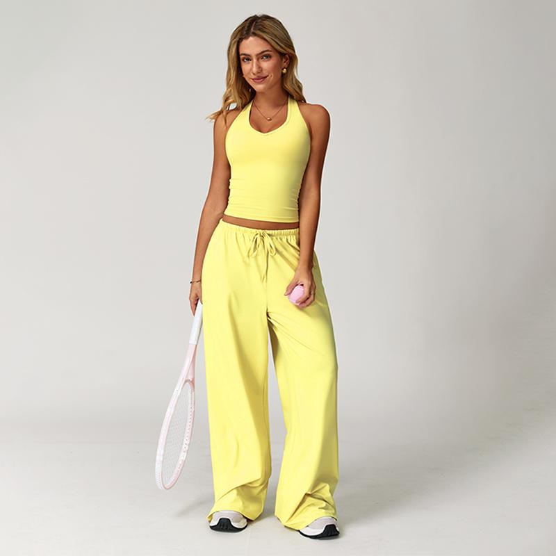 Women’s 2-Piece Athleisure Workout Outfit Set
