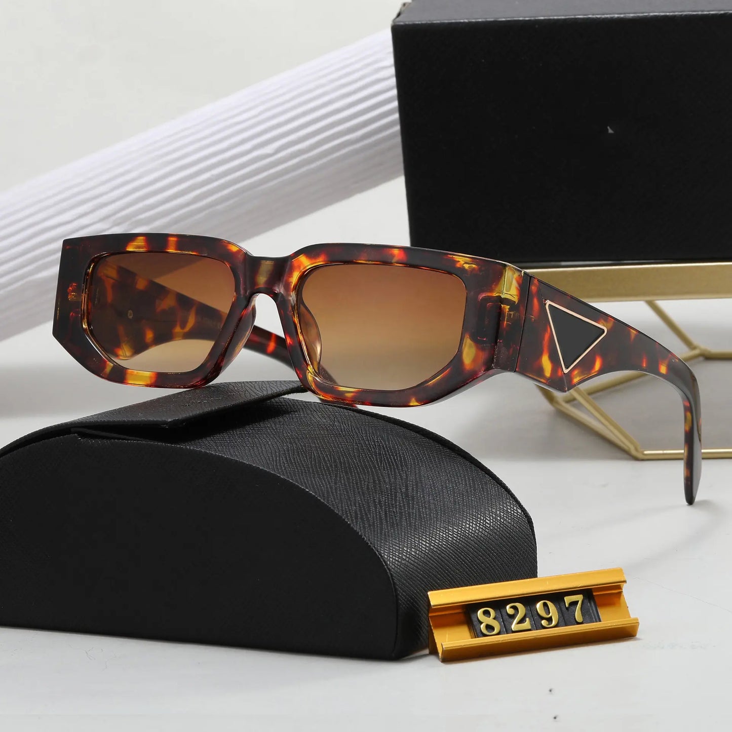 Trendy Retro Rectangle Sunglasses for Women & Men